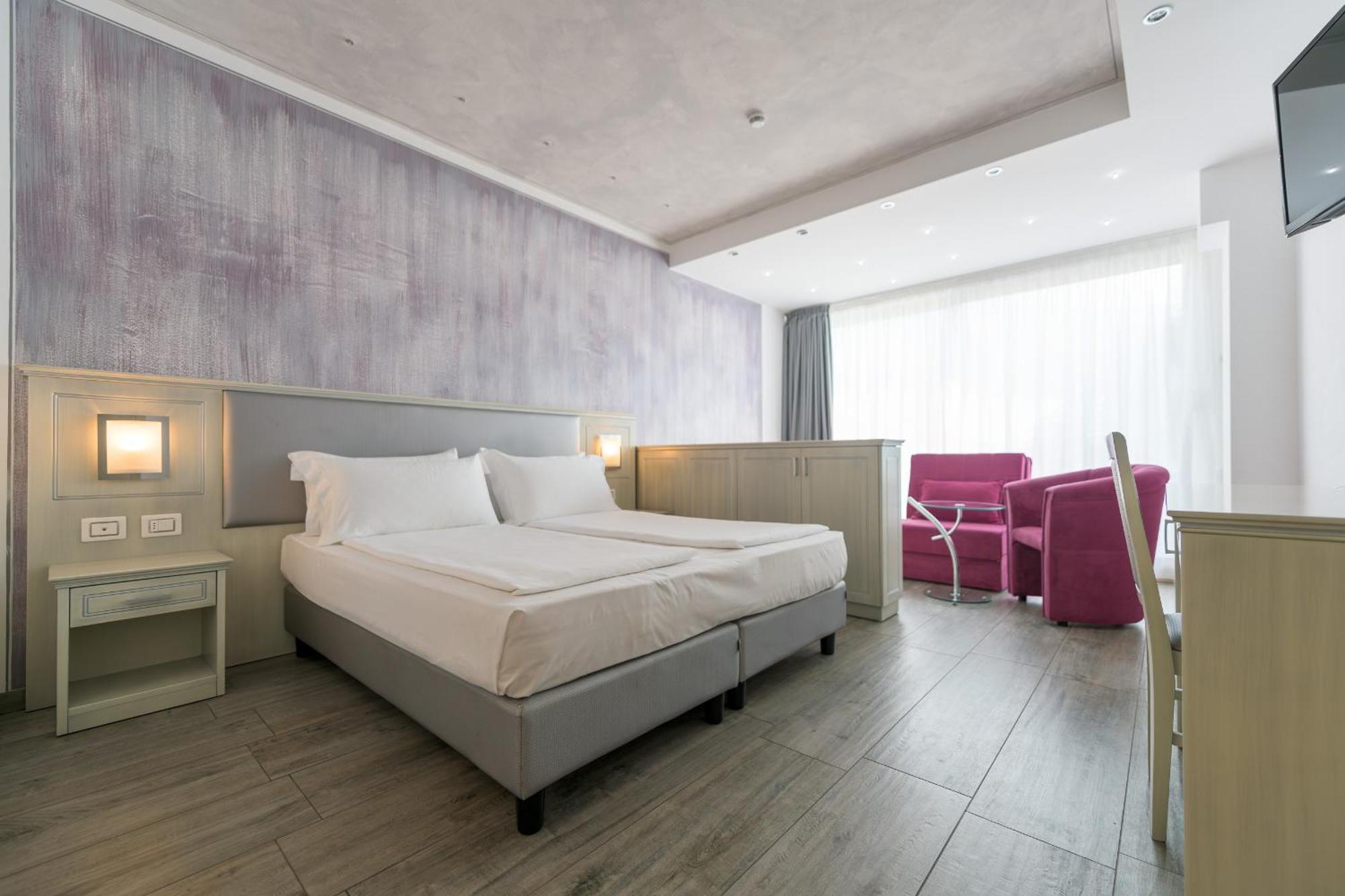 Garda Suite Hotel (Adults Only) Limone sul Garda Exterior photo