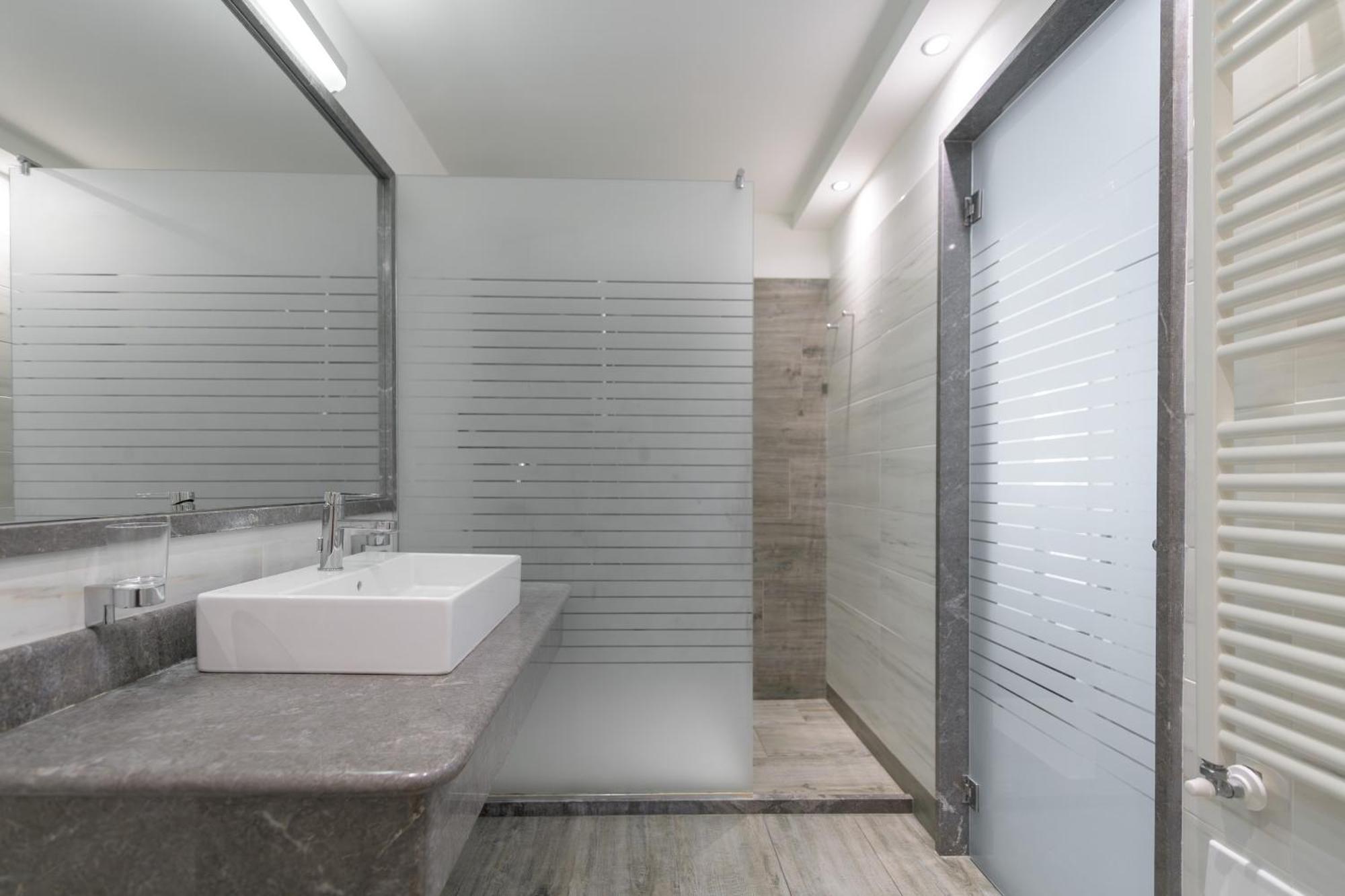 Garda Suite Hotel (Adults Only) Limone sul Garda Exterior photo