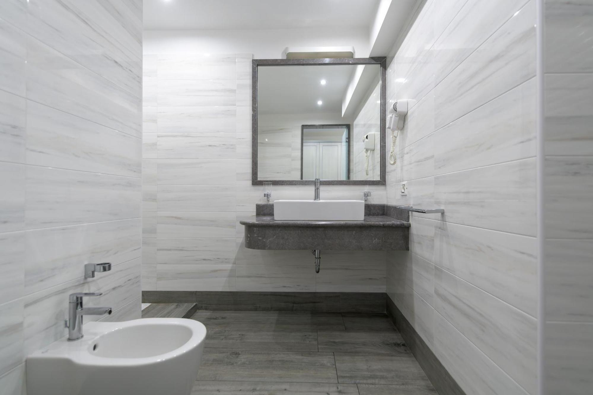 Garda Suite Hotel (Adults Only) Limone sul Garda Room photo